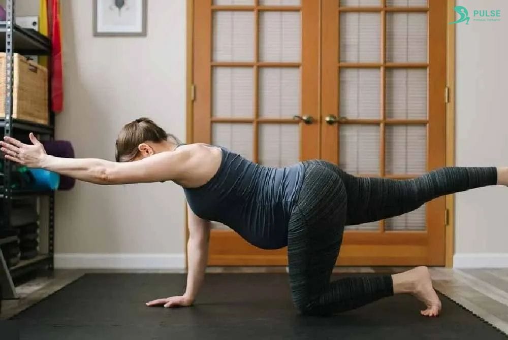 Exercising pregenant lady